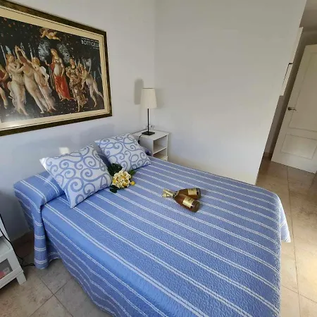 Apartamento V26 Espectacular Atico De 3 A 50m De *